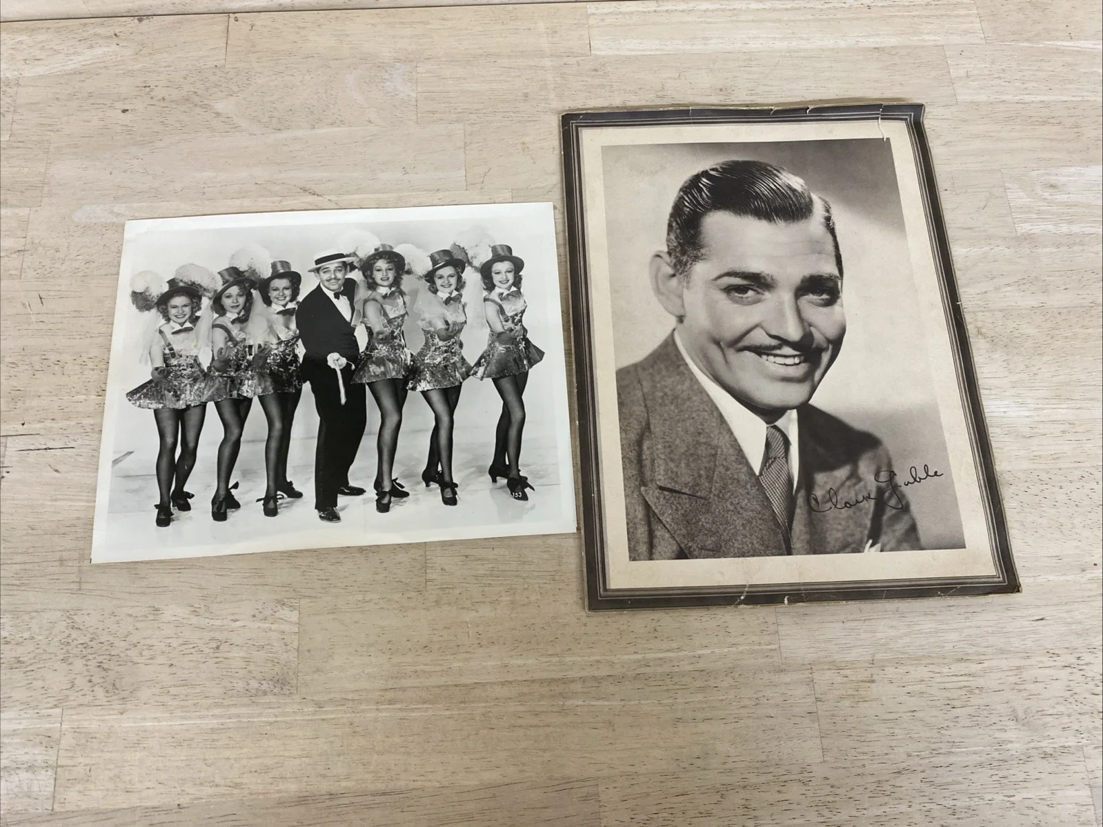 Clark Gable 2 Photos 1 signed 8x10 photograph & signed on back?, изображение 2