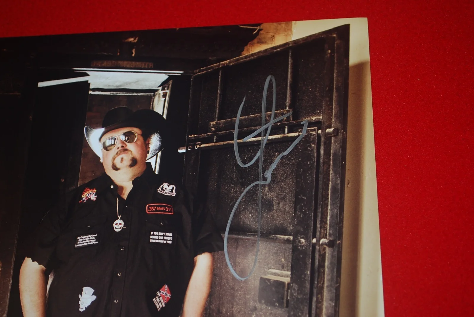 Country Music Star COLT FORD Signed 11X14 Photo Beckett COA BV81365, изображение 2