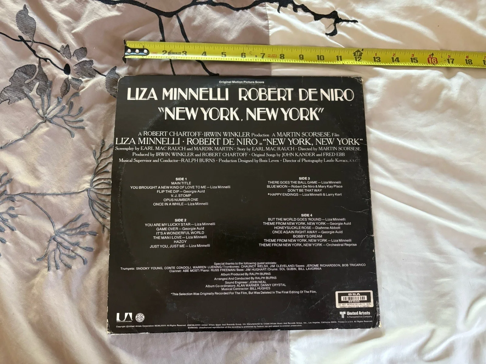 Liza Minnelli Robert Deniro 1977 New York, NY Autographed Álbum BSA COA 3 LPs, изображение 3