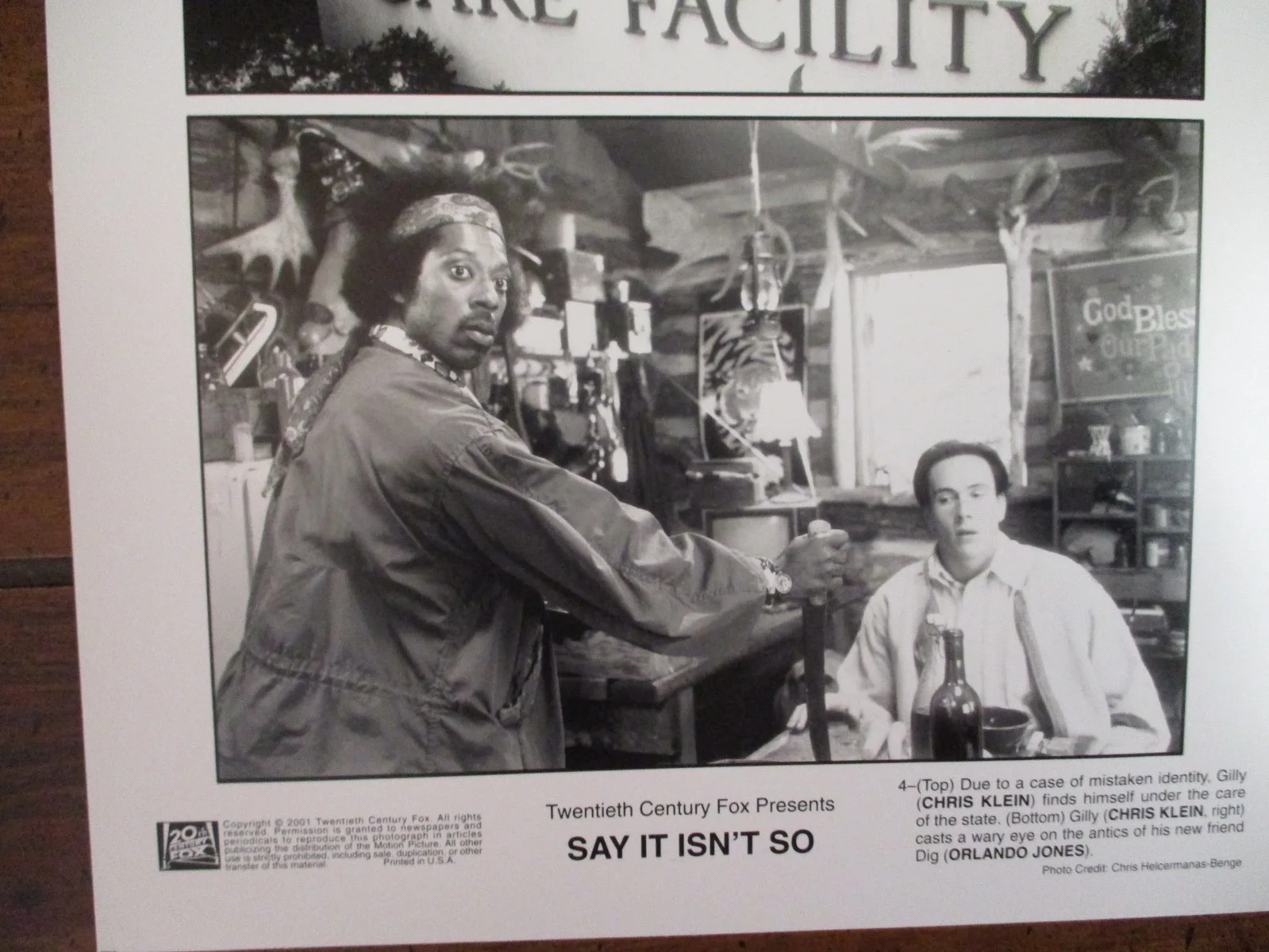 Orlando Jones/Chris Klein(SAY IT ISN'T SO)2001 8 x 10 Black & White Press Photo, изображение 2