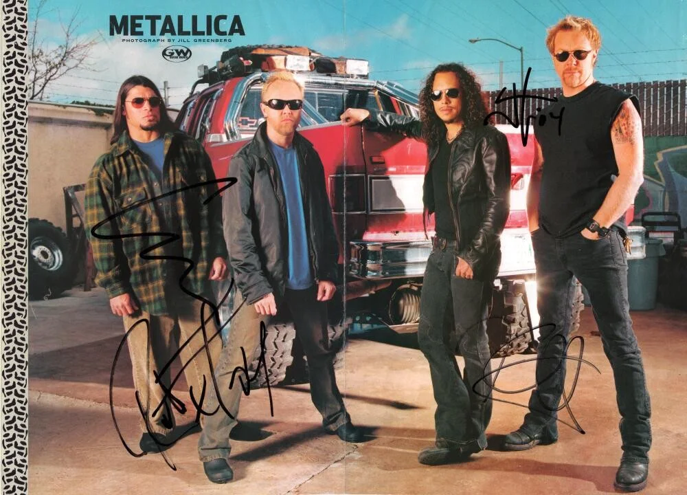 Kirk Hammett, James Hetfield, Robert Trujillo, Lars Ulrich — Metallica Band Signed Autograph Fold Out Magazine Poster James Hetfield JSA COA