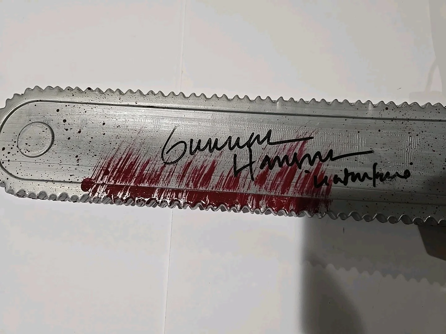 GUNNAR HANSEN — GUNNAR HANSEN LEATHERFACE TEXAS CHAINSAW MASSACRE AUTOGRAPHED CHAINSAW W/PROOF, image 4