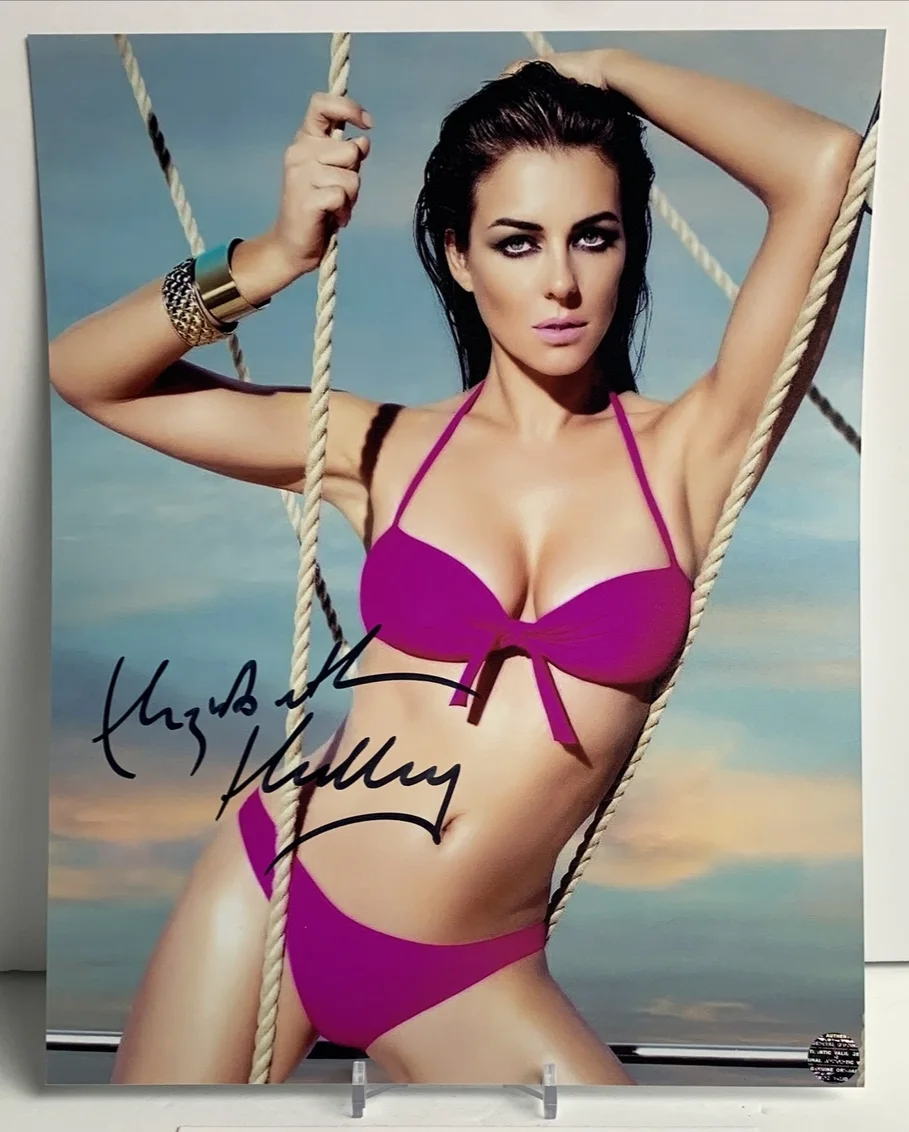 Elizabeth Hurley — Elizabeth Hurley (Actress) Signed Autographed 8x10 glossy photo - AUTO w/COA