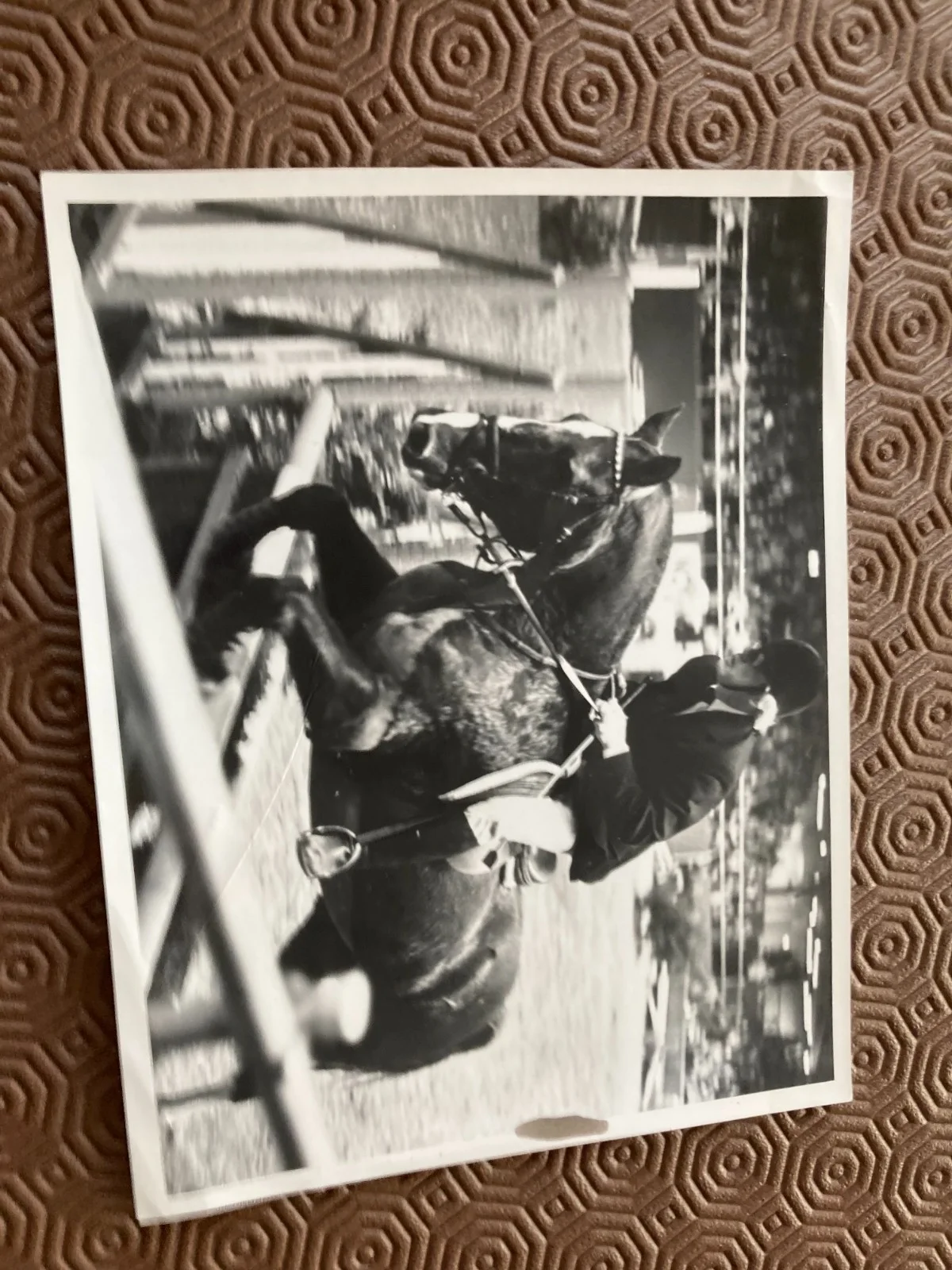 TERRY LIGHFOOT JAZZ FAME RIDING OLYMPIA CREASED PHOTOGRAPH 20/15 CM, изображение 3