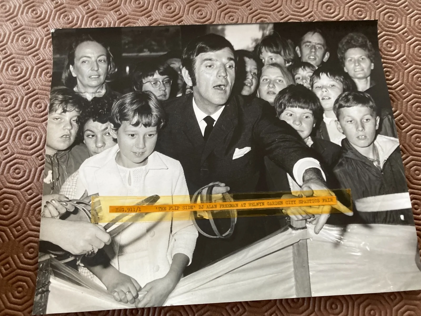 ALAN FREEMAN MID HERTS COLLEGE FAIR PHOTOGRAPH 28/23 CM, изображение 2
