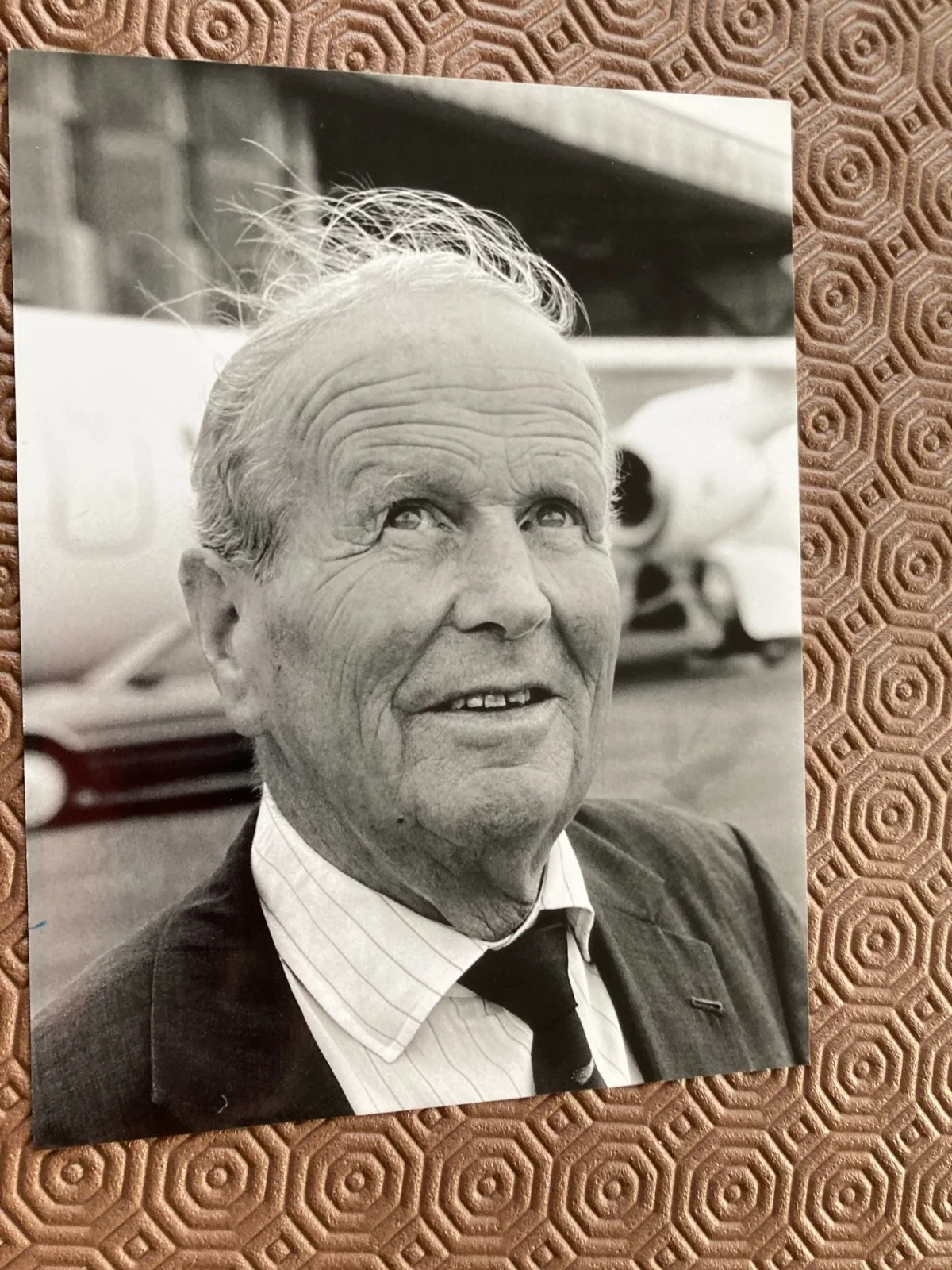 TEST PILOT WW2 CATS EYES JOHN CUNNINGAM 1975 era PHOTOGRAPH 16/22 CM, image 2