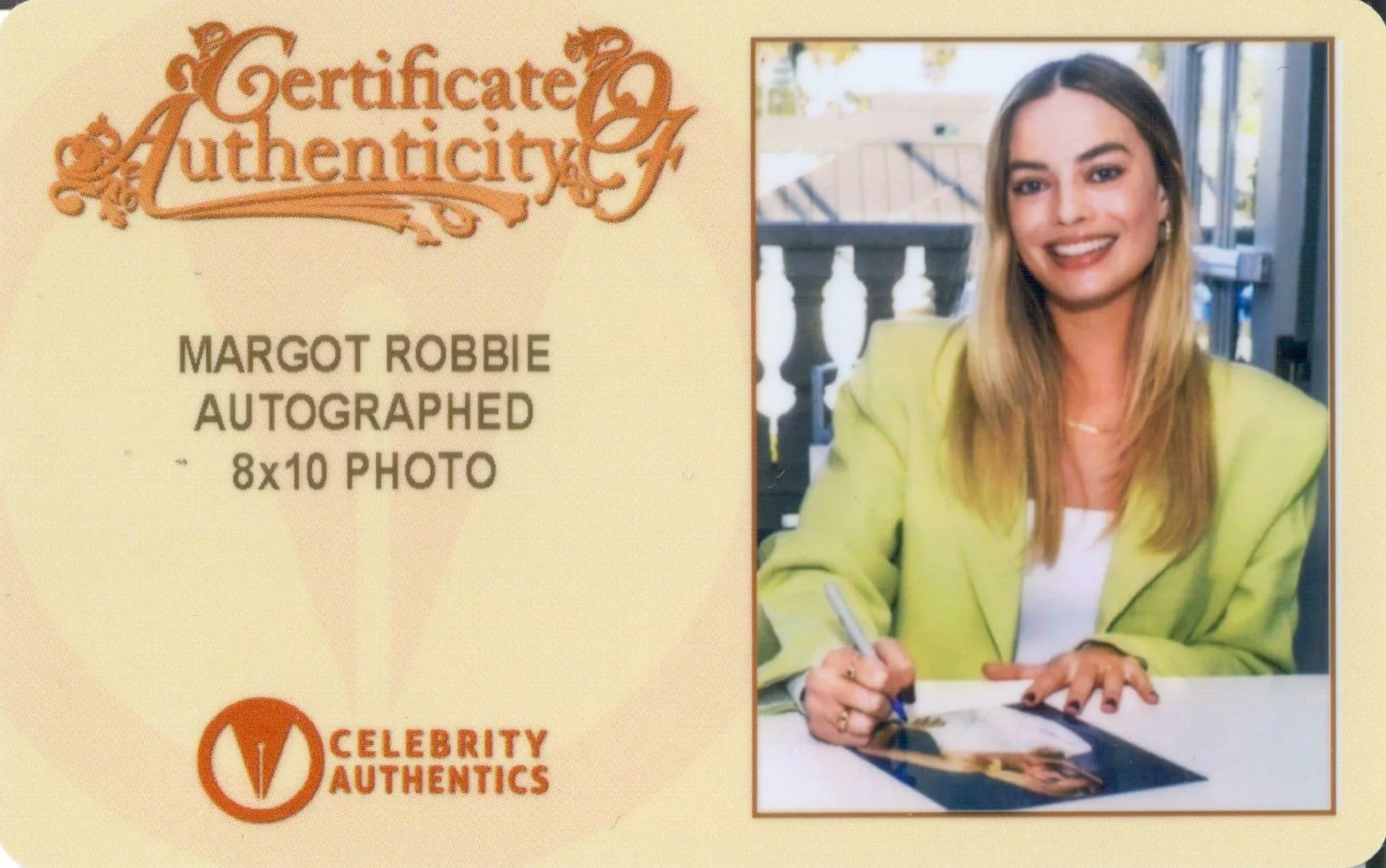 Margot Robbie — Margot Robbie Original Autographed 8x10 Signed Glamour photo CA CoA FSD RARE!, изображение 2