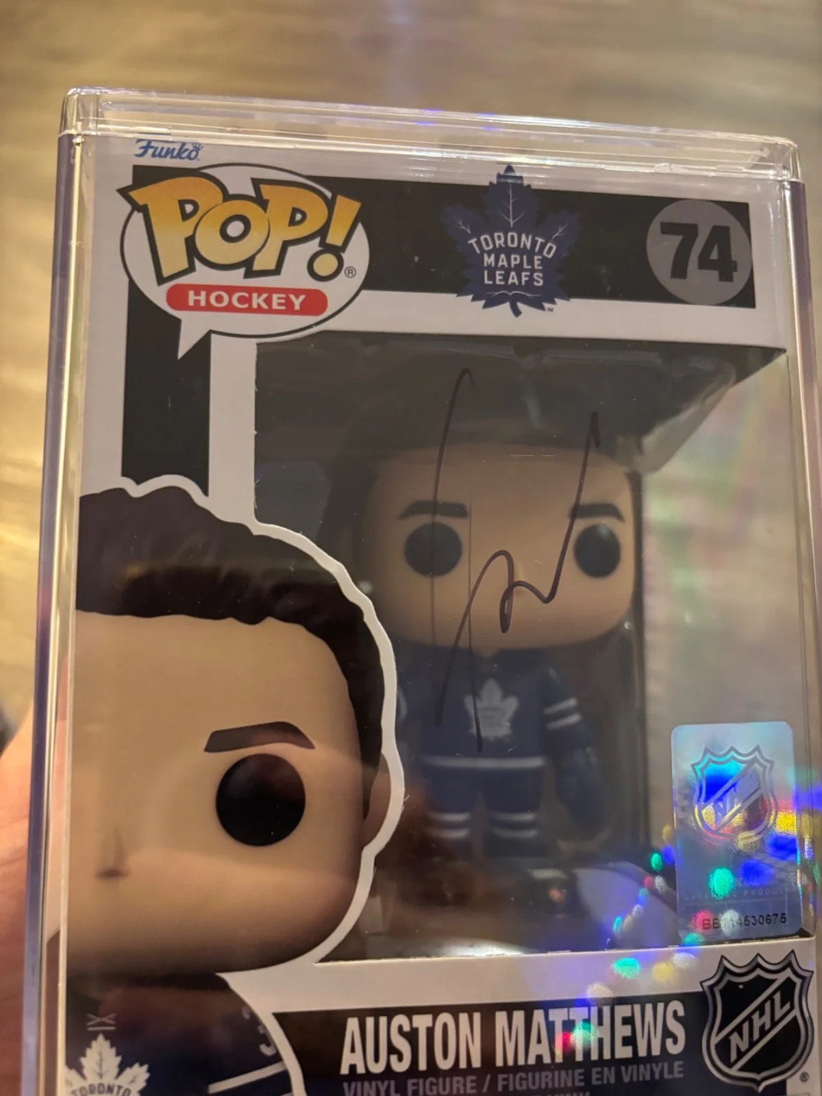 AUSTON MATTHEWS SIGNED AUTOGRAPHED FUNKO POP RARE IN PERSON TORONTO MAPLE LEAFS, изображение 2