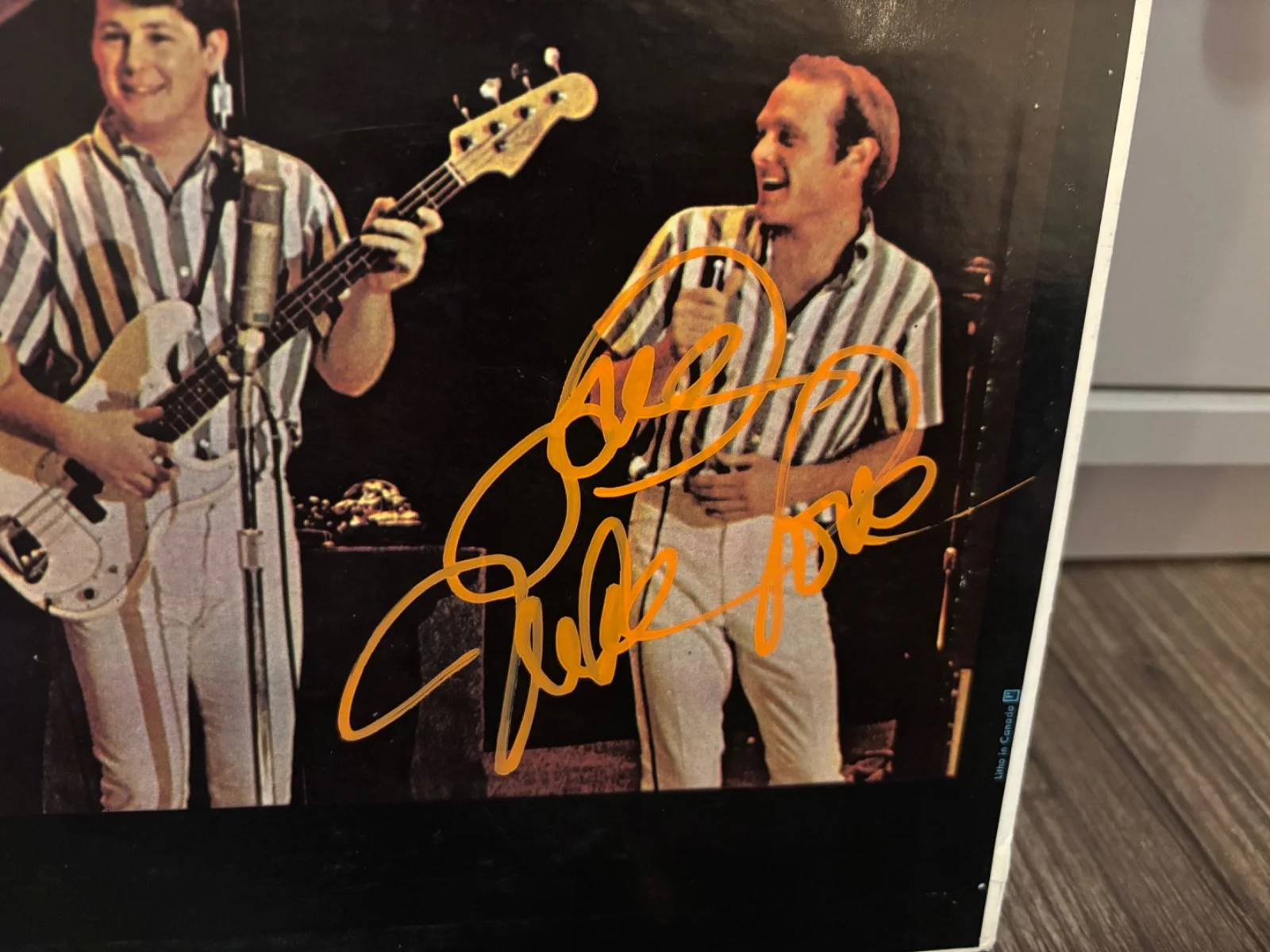 THE BEACH BOYS SIGNED AUTOGRAPHED LP VINYL RARE MIKE LOVE BRUCE JOHNSTON, image 2