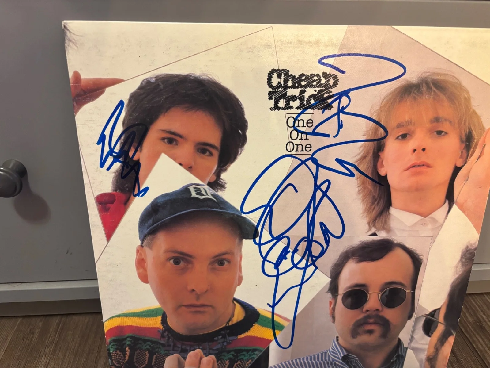 CHEAP TRICK SIGNED AUTOGRAPHED LP VINYL RARE X3 RICK NIELSEN RARE IN PERSON, изображение 2