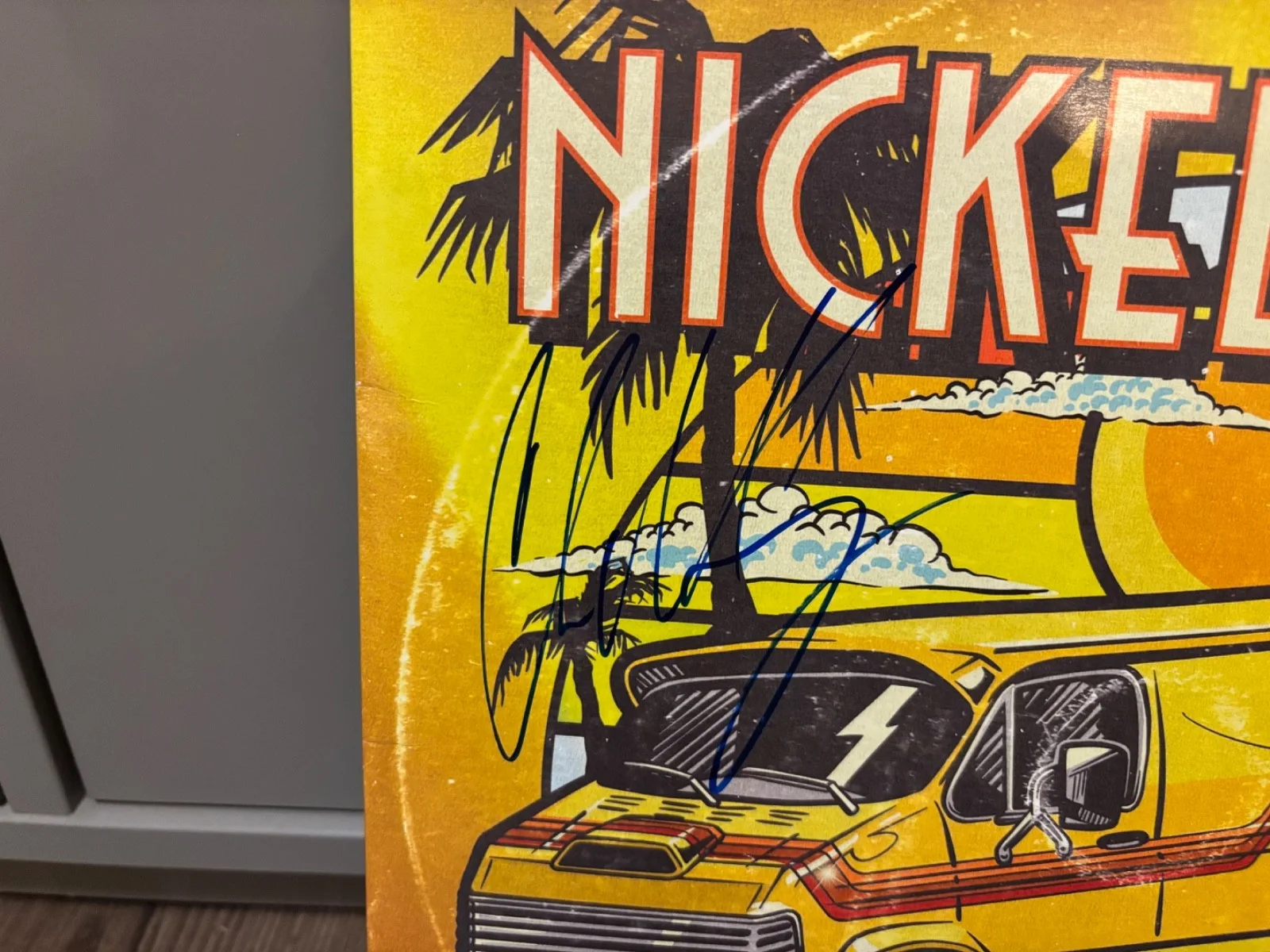 NICKELBACK SIGNED AUTOGRAPHED ORANGE LP VINYL RARE CHAD KROEGER IN PERSON, изображение 2