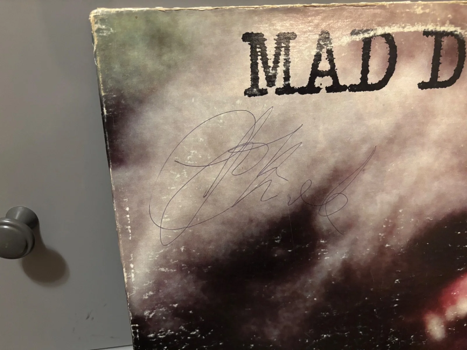 THE WHO SIGNED AUTOGRAPHED LP VINYL MAD DOG JOHN ENTWISTLE RARE RIP LEGEND, image 2