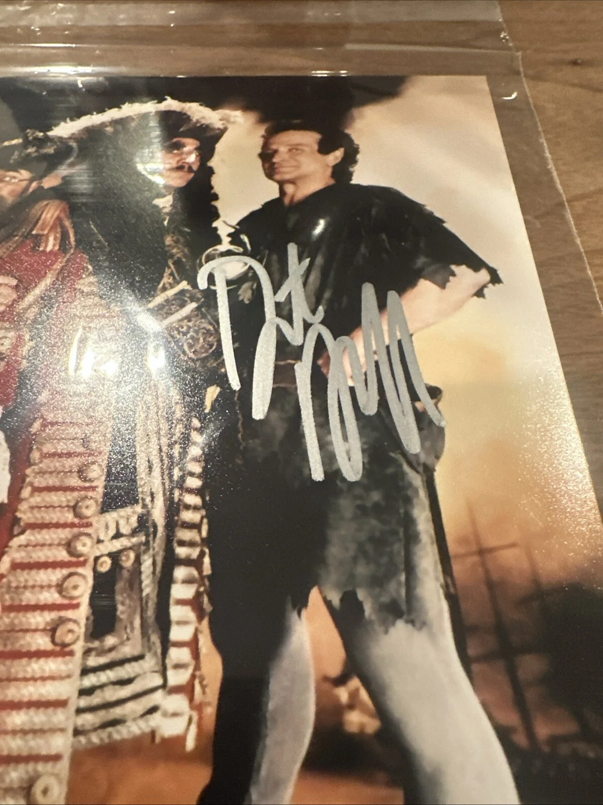 Dustin hoffman — DUSTIN HOFFMAN SIGNED HOOK LEGENDARY ACTOR 8X10 PHOTO COA, image 2