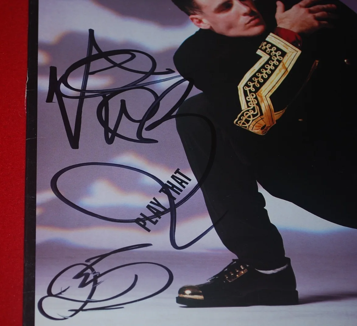 RAP LEGEND Vanilla Ice Signed Vinyl Album To The Extreme BECKETT COA BV81451, изображение 2