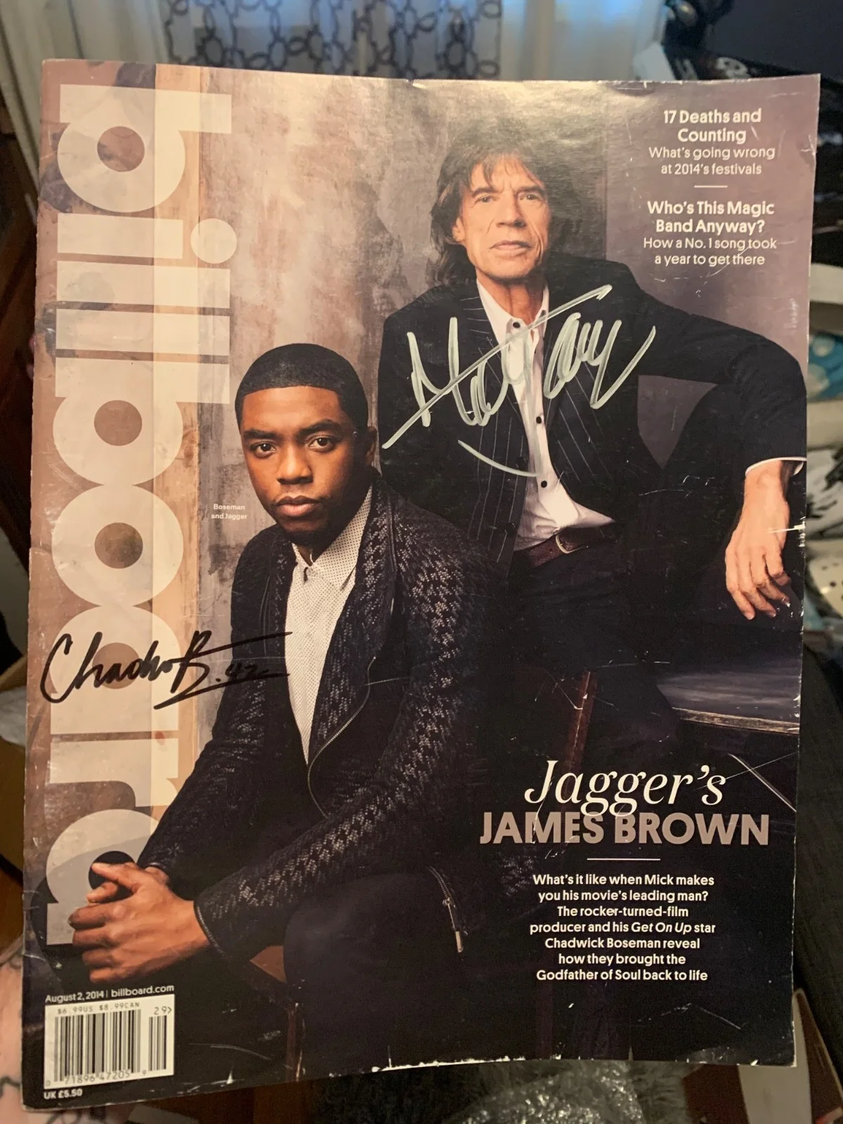 MICK JAGGER & CHADWICK BOSEMAN SIGNED AUTOGRAPHED BILLBOARD MAGAZINE RARE X2 RIP, изображение 2