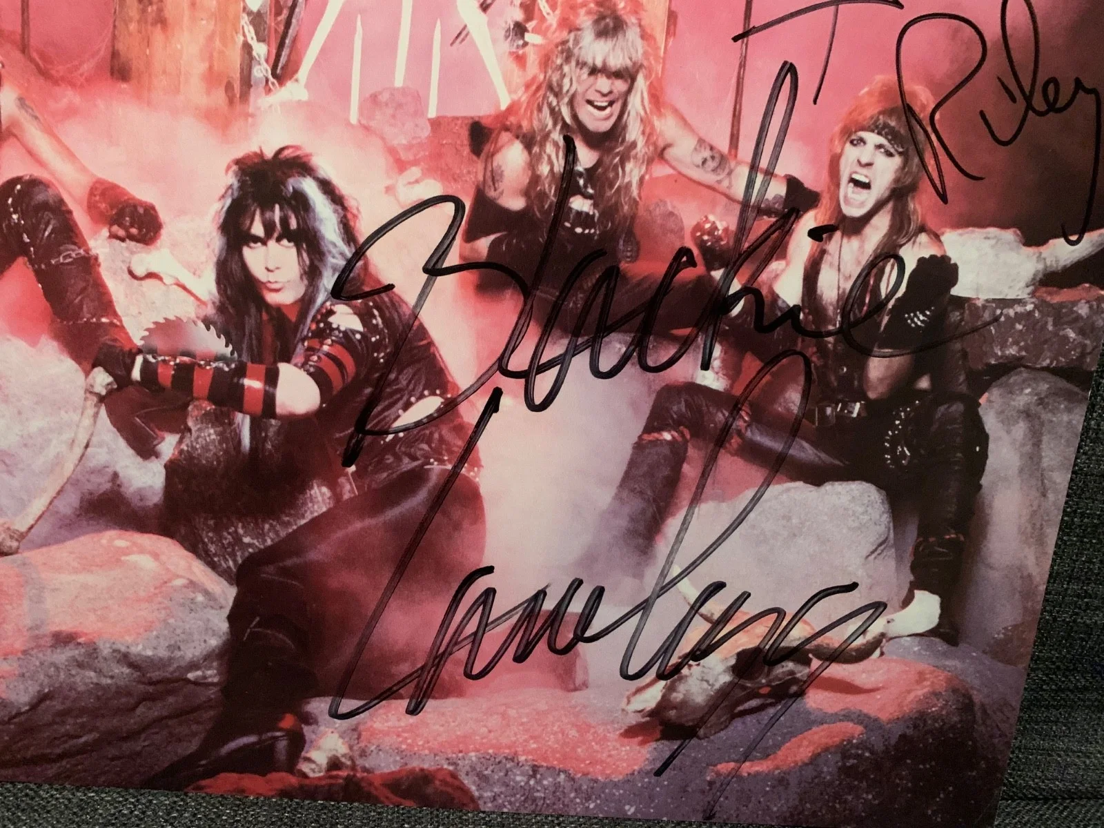 WASP SIGNED AUTOGRAPHED 12X12 ALBUM FLAT PROMO X4 BLACKIE LAWLESS RANDY CHRIS, изображение 2