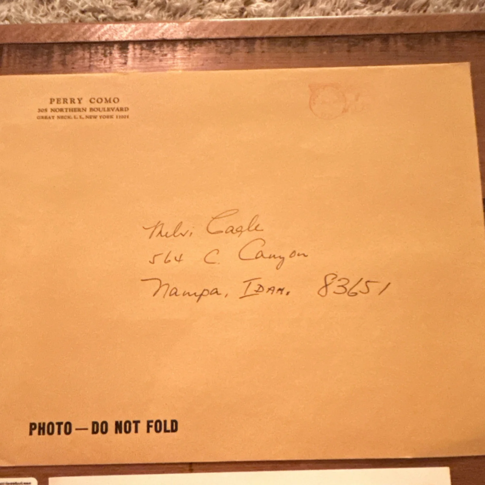 Perry Como Signed 8x10 Photo with Envelope, 1981, Original Autograph, image 3