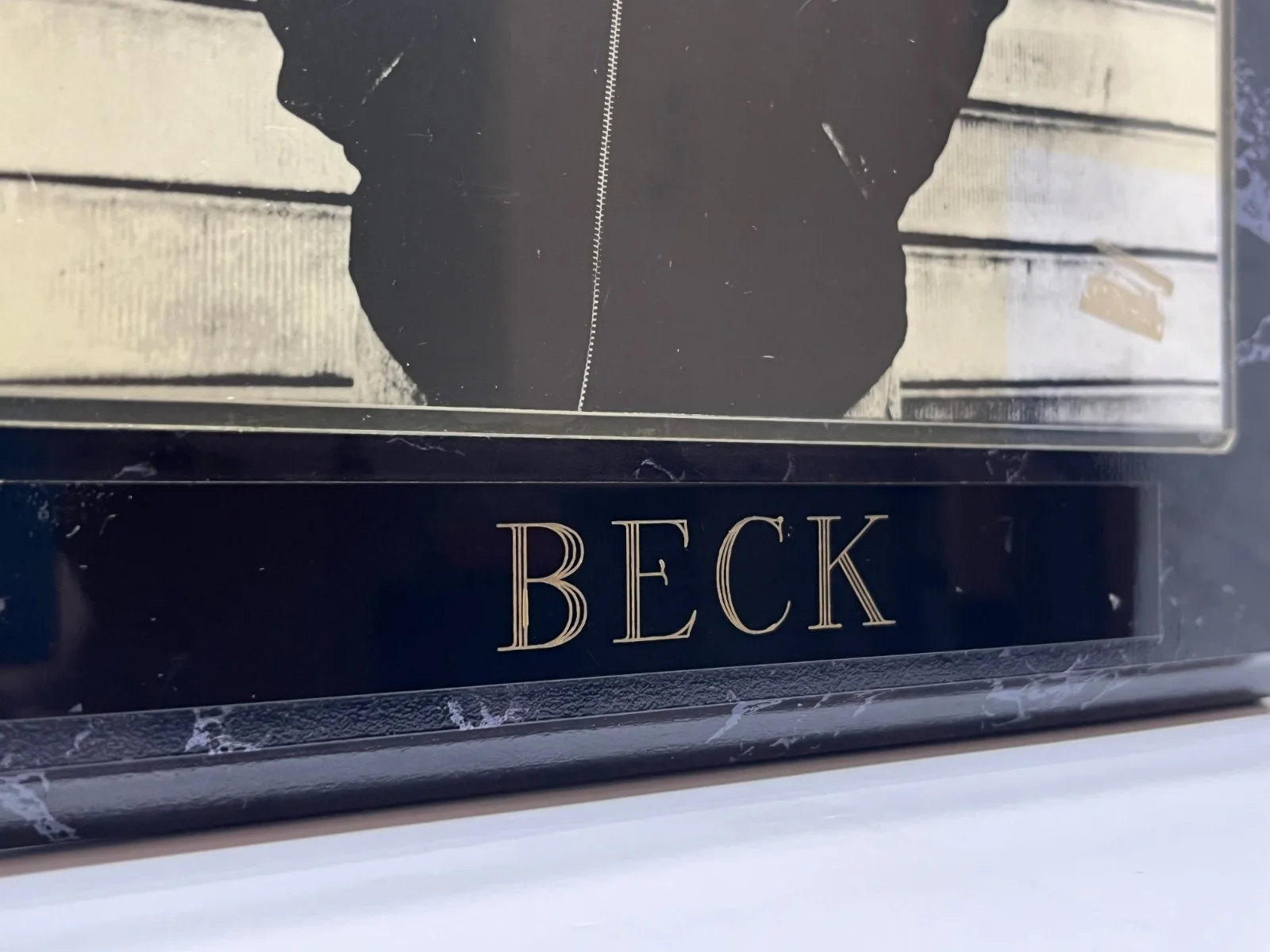 BECK Hansen | Signed 8x10 Photo Display Plaque | RARE Autograph | EX Condition!!, image 3