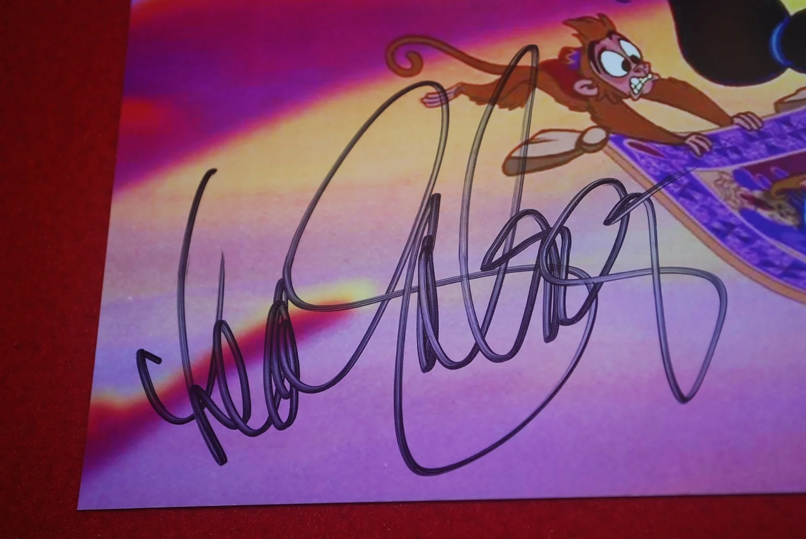LEA SALONGA — LEA SALONGA Signed Jasmine Aladdin 8X10 Photo Beckett COA BV81362, изображение 2