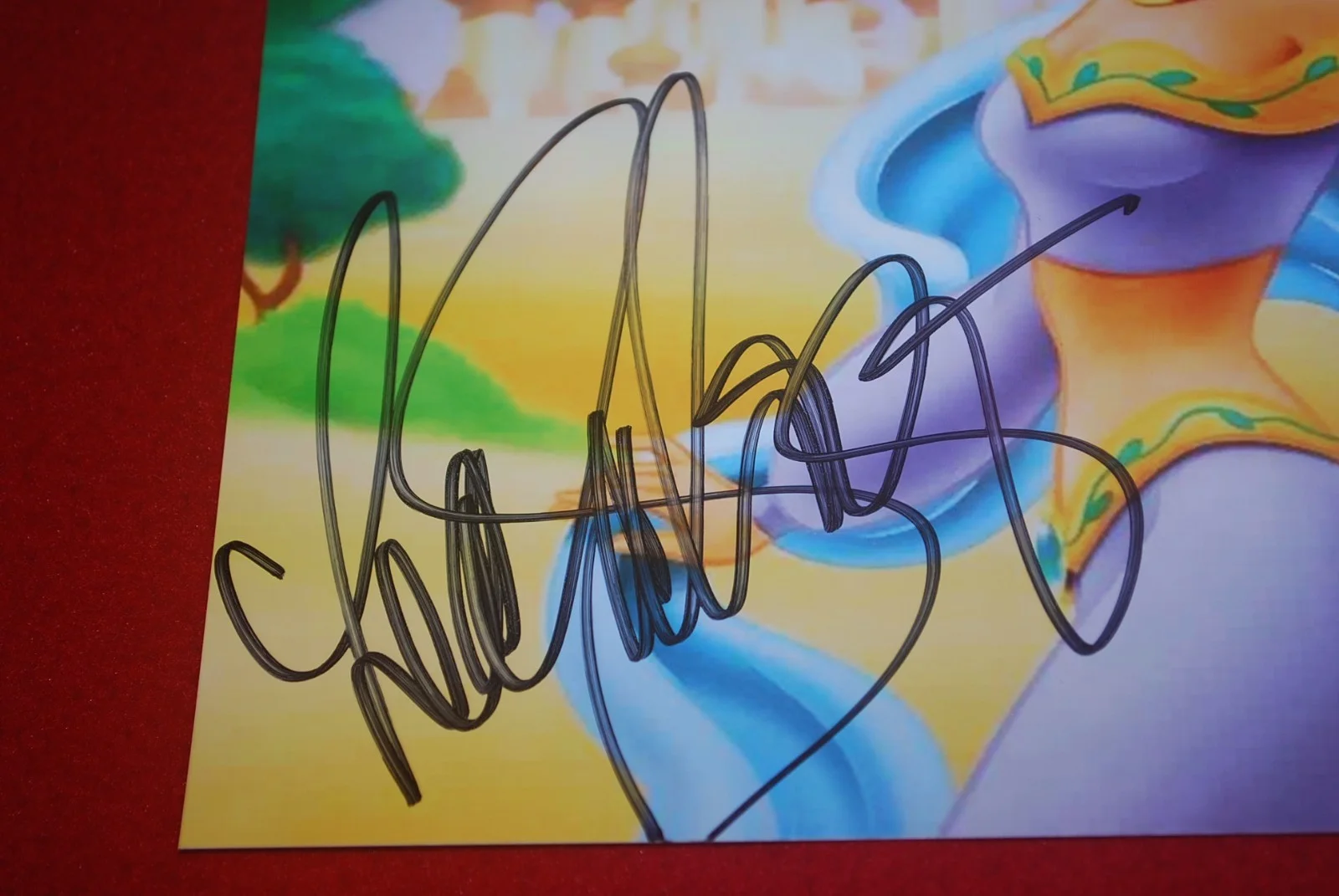 LEA SALONGA — LEA SALONGA Signed Jasmine Aladdin 8X10 Photo Beckett COA BV81361, изображение 2