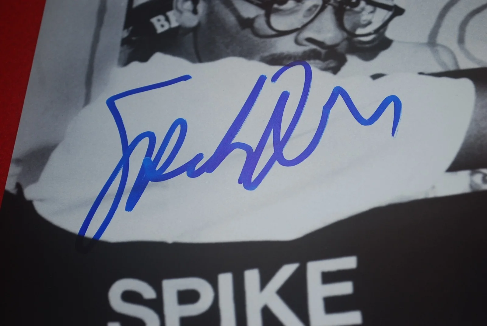 SPIKE LEE — NICE FULL SIG Director Spike Lee Signed 8X10 Photo BECKETT COA BV81374, image 2