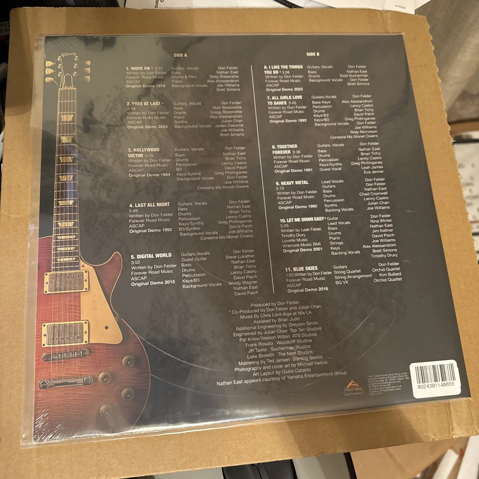 Don Felder of the Eagles Certified Signed The Vault CD insert card with Vinyl, изображение 4