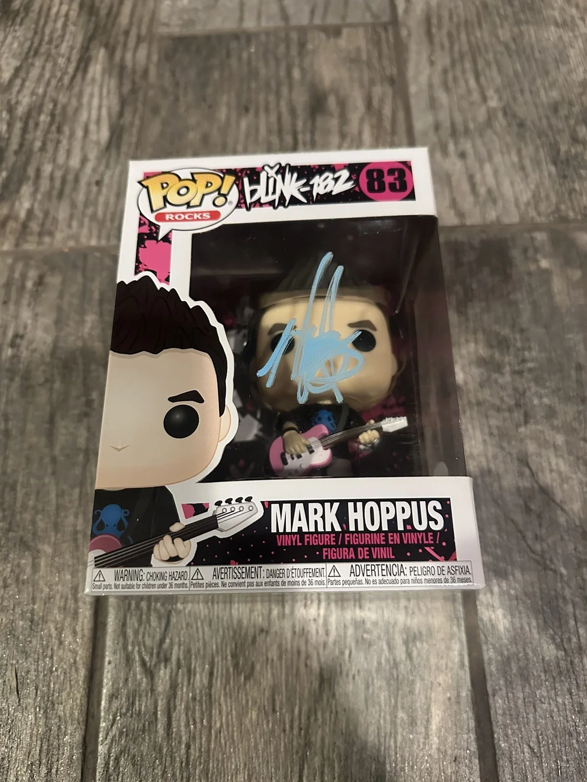 MARK HOPPUS SIGNED BLINK-182 FUNKO POP JSA COA AUTOGRAPHED GUITARIST ROCKS 83, image 2