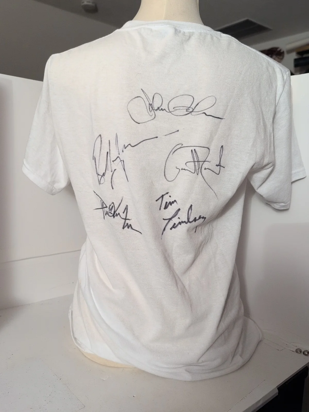 Molly Hatchet Band Signed Autographed Shirt Rock N Roll Classic, image 2