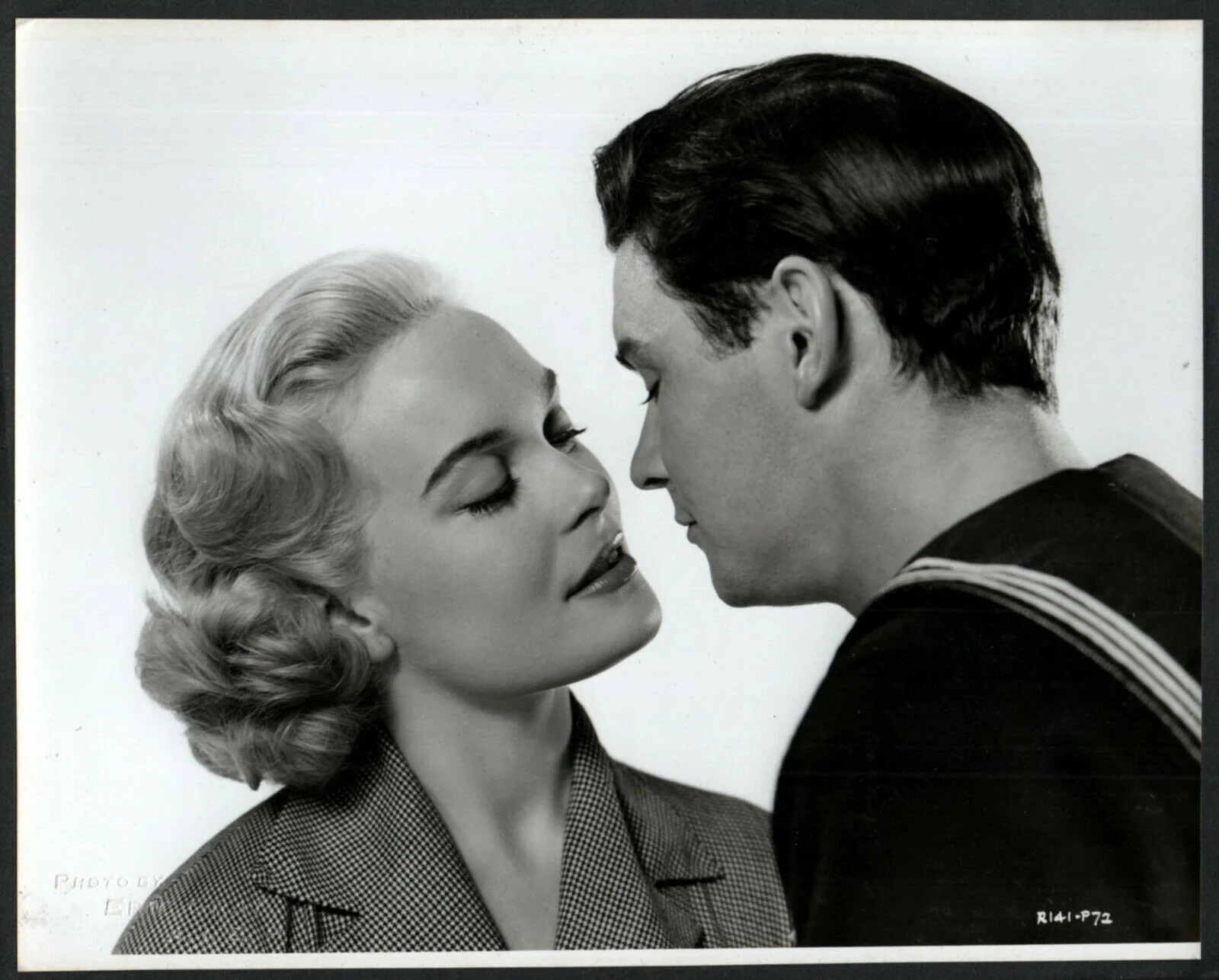 SAILOR BEWARE! 1956 Ronald Lewis Shirley Eaton ARCHIVE 121 STILLS & PORTRAITS, изображение 5