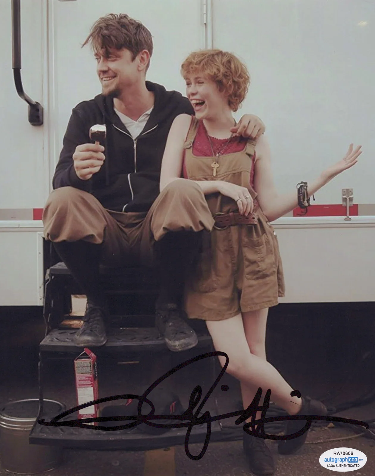 ANDY MUSCHIETTI — Andy Muschietti signed "IT" 8x10 Photo f DIRECTOR Welcome To Derry ACOA COA, изображение 3