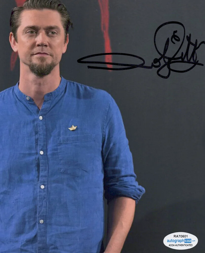 ANDY MUSCHIETTI — Andy Muschietti signed "IT" 8x10 Photo b DIRECTOR Welcome To Derry ACOA COA, image 4