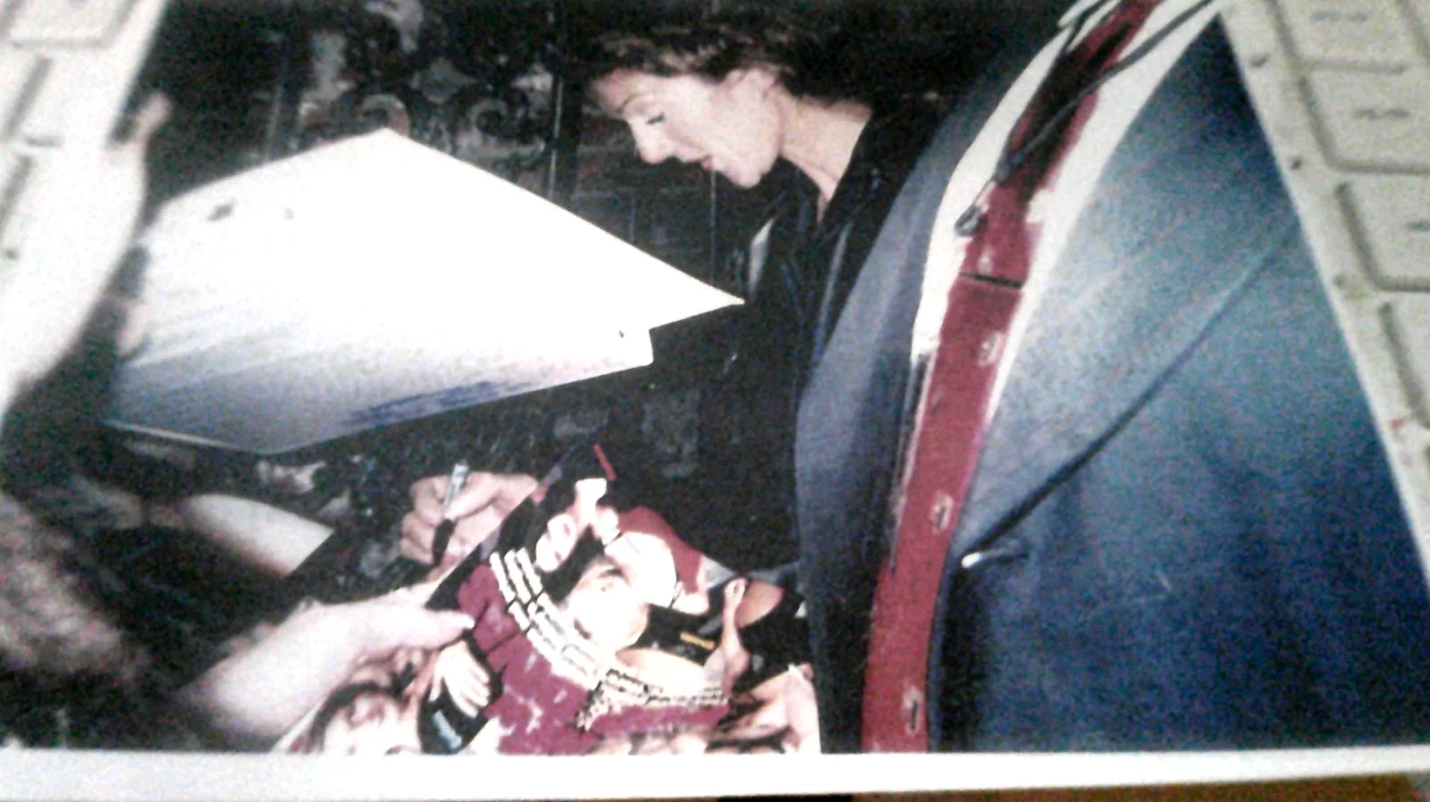Celine Dion signed 3x4 inch index Card + Free 8x10 Photo + Photo Proof, image 5