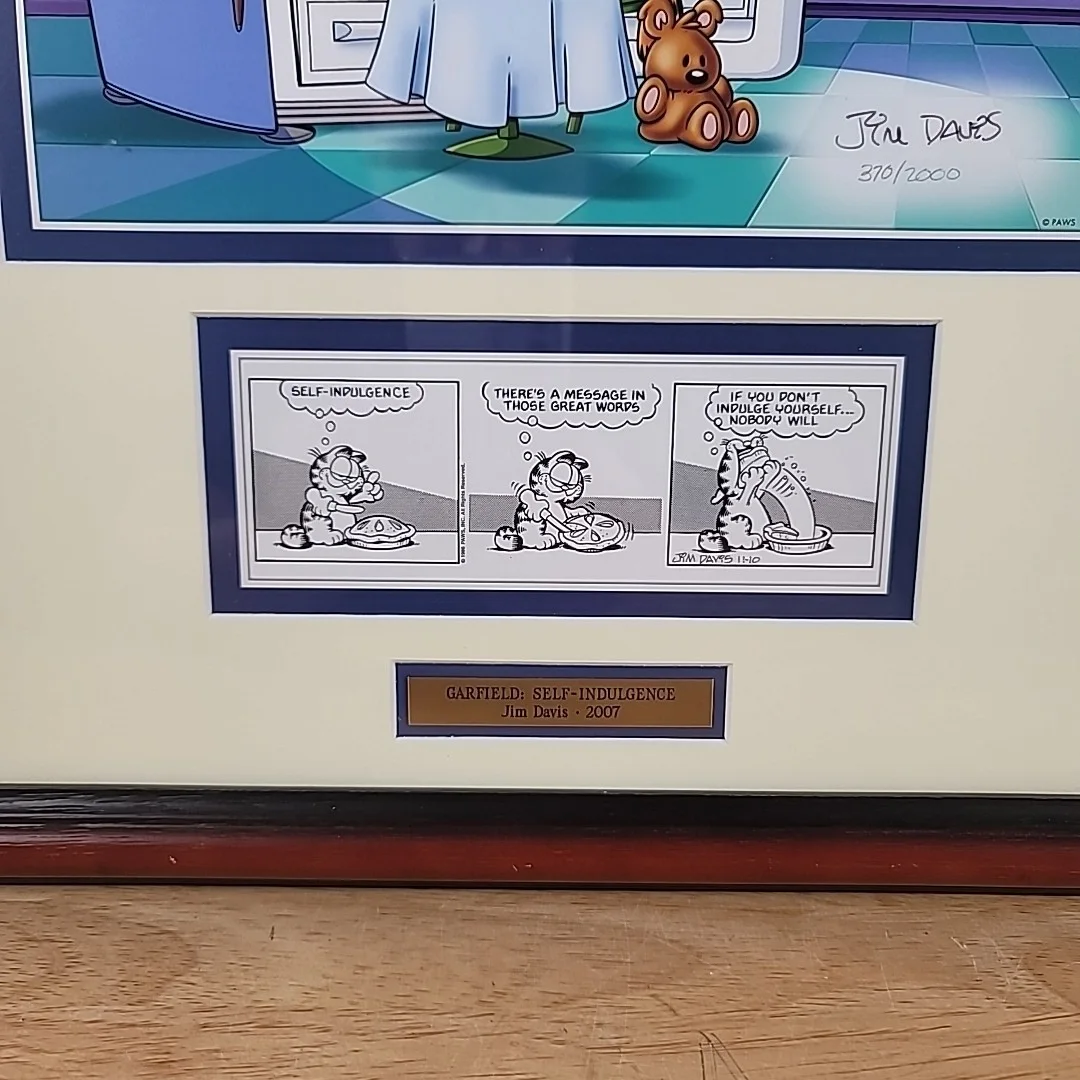 Jim Davis — Garfield’s Self-Indulgence [ Framed Signed Comic ] Jim Davis Autograph - /2000, image 4
