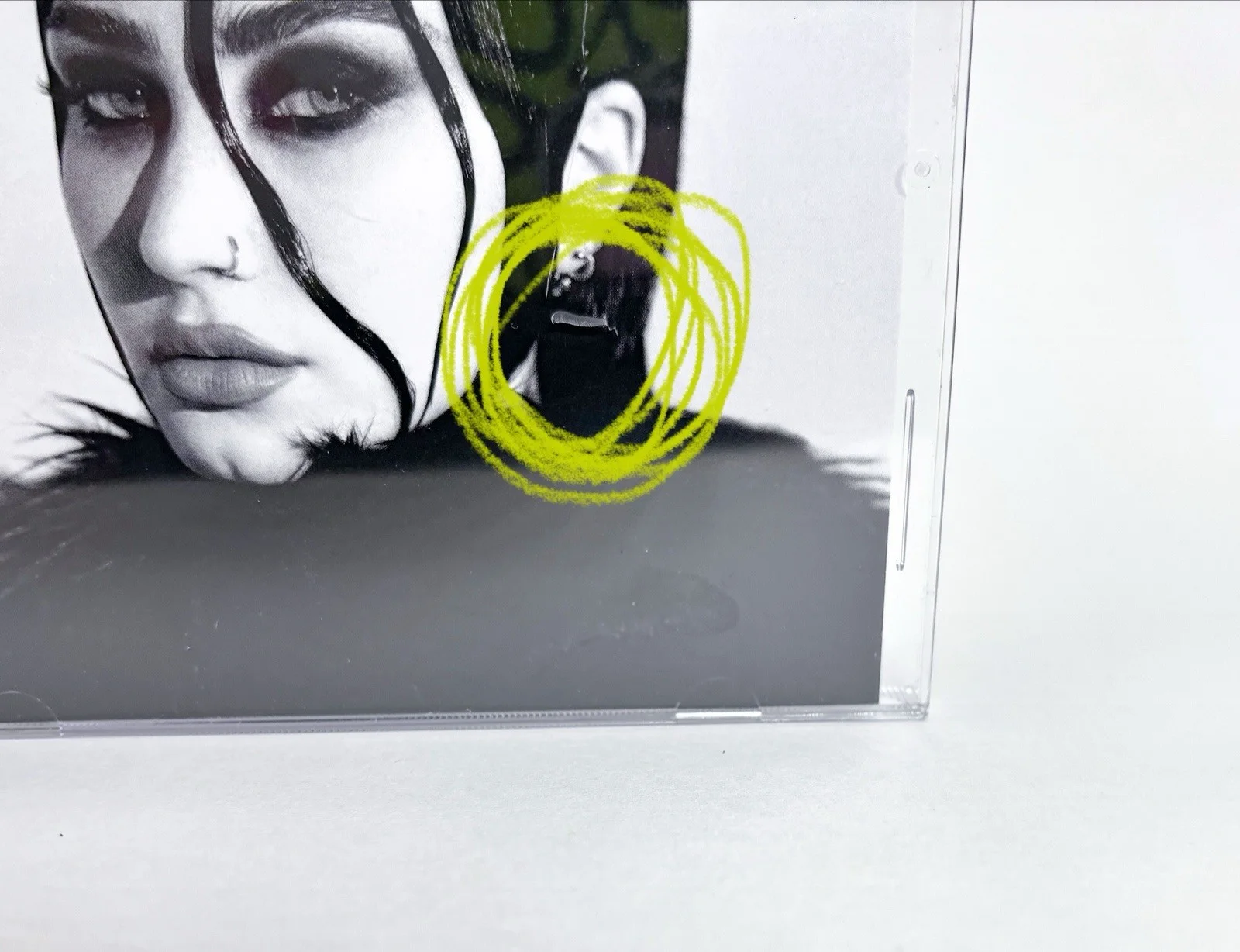 Demi Lovato - Revamped CD With Signed Photo Card Insert, image 4
