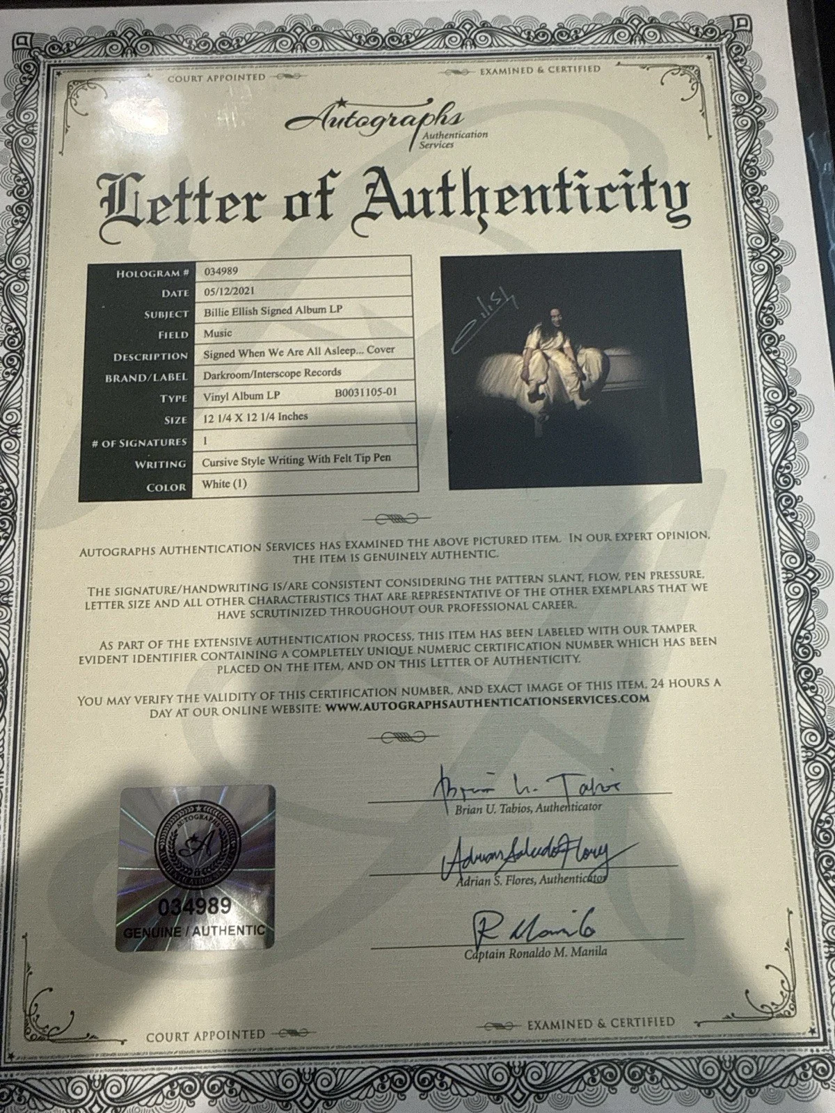 Billie Eilish Signed & Authenticated Vinyl LP WWAFAWDWG?, изображение 2