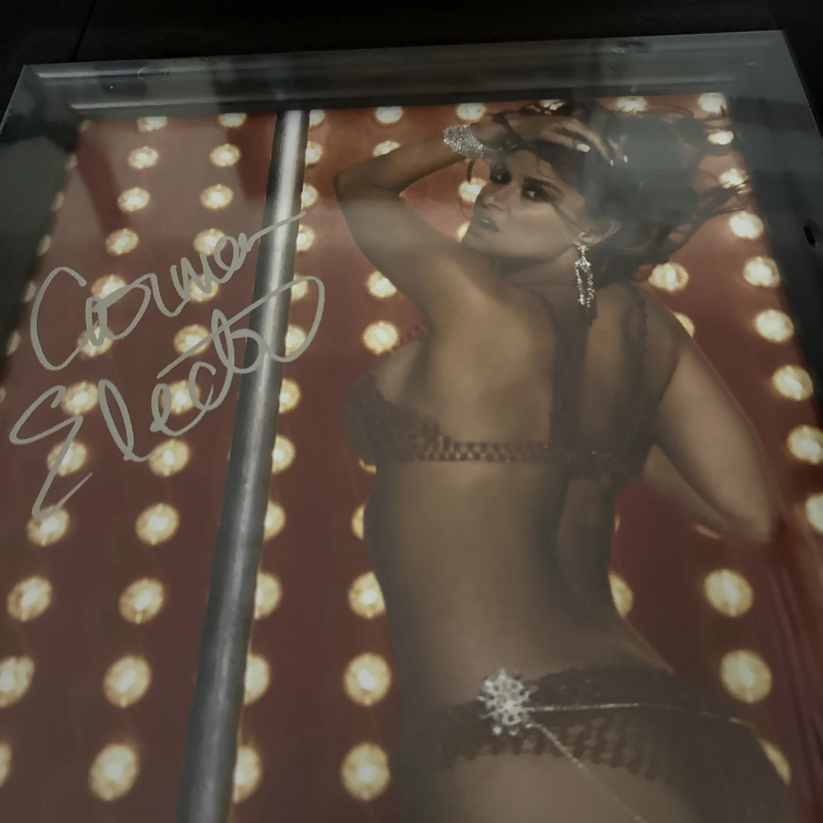 Carmen Electra (Sexy As Hell) 11x14 Autographed Photo Beckett Certified BM32269, image 2