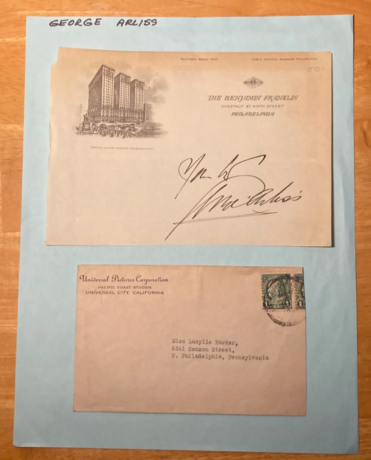 Hand SIGNED George Arliss Vintage 7x5 Vintage Cut w/ Universal Pictures Envelope, изображение 2