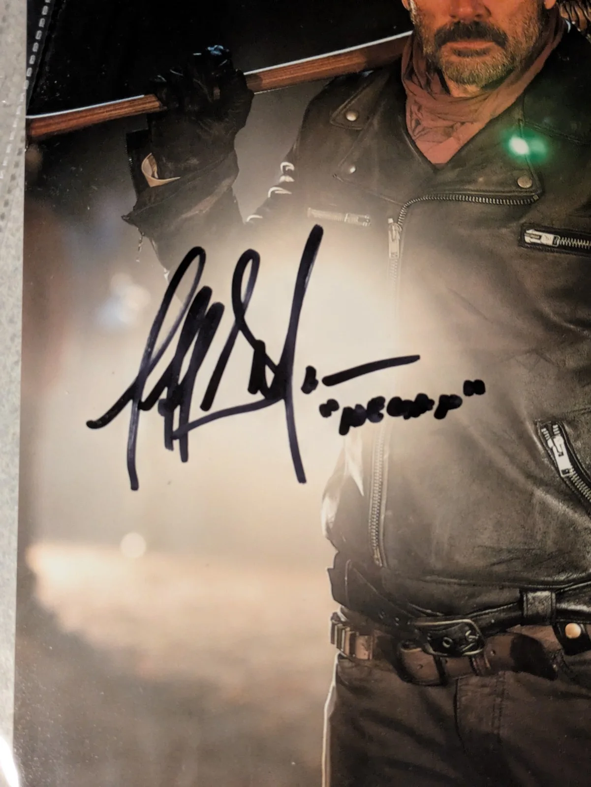 Signed "The Walking Dead" Pilot Script Screenplay +4 Autographed Stills W/COA's, image 5