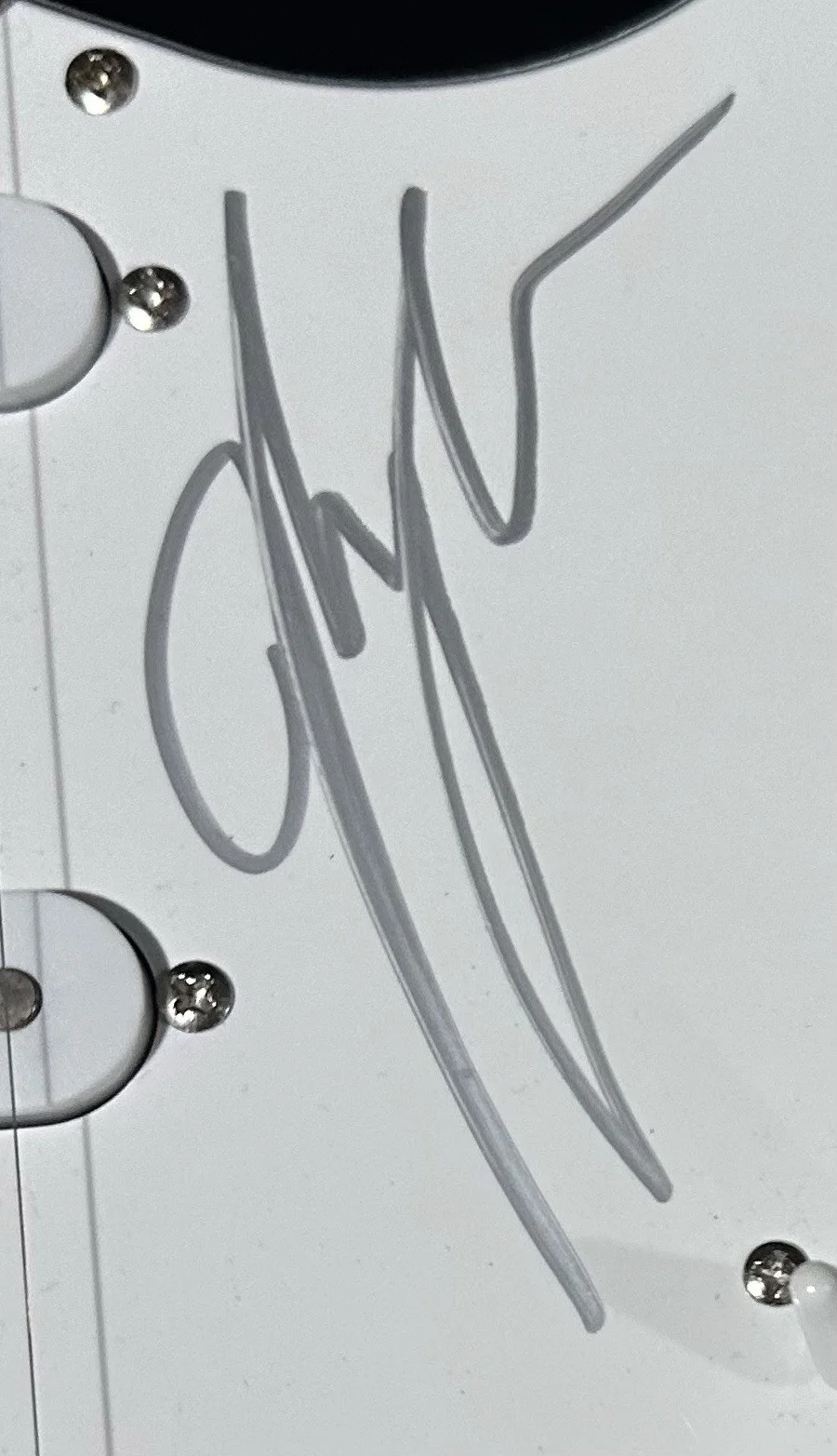 KINGS OF LEON BAND SIGNED GUITAR KINGS OF LEON AUTOGRAPHED GUITAR 4 Members !, изображение 5