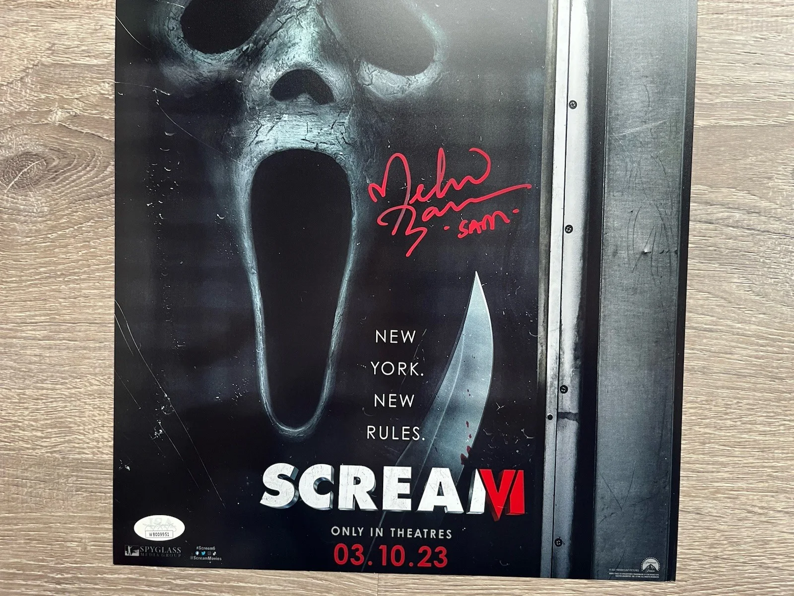 Melissa Barrera — Melissa Barrera Liana Liberato Dual Signed Scream 11x17 Photo JSA COA Ghostface, image 4