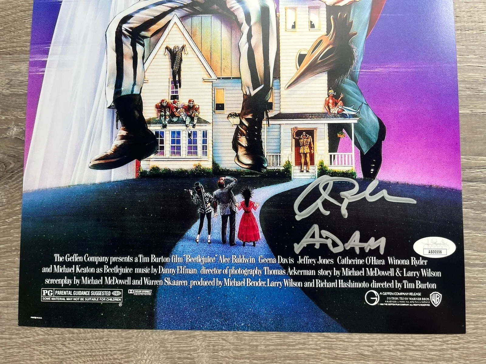 Alec Baldwin — Alec Baldwin Signed Inscribed Beetlejuice 11x17 Photo JSA COA Adam Maitland, изображение 3