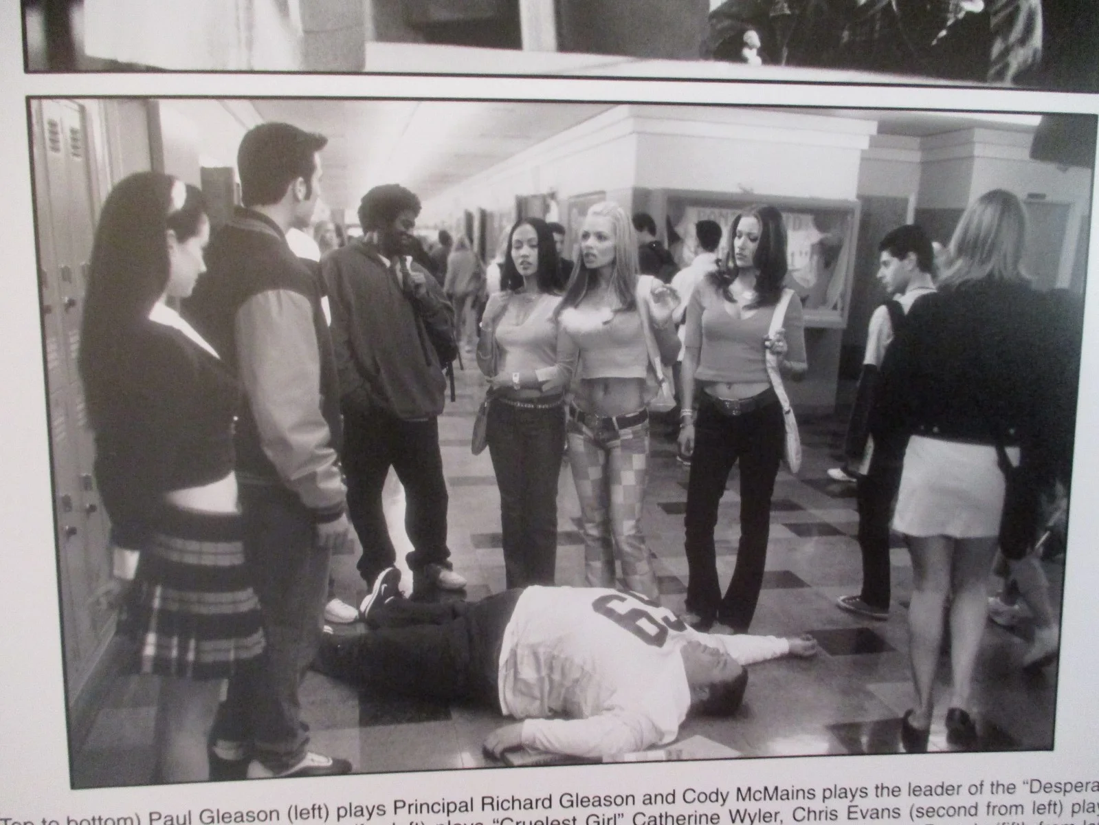 Cody McMains/Mia Kirshner/Ron Lester(NOT ANOTHER TEEN MOVIE)2001 8x10 B&W Photo, изображение 2