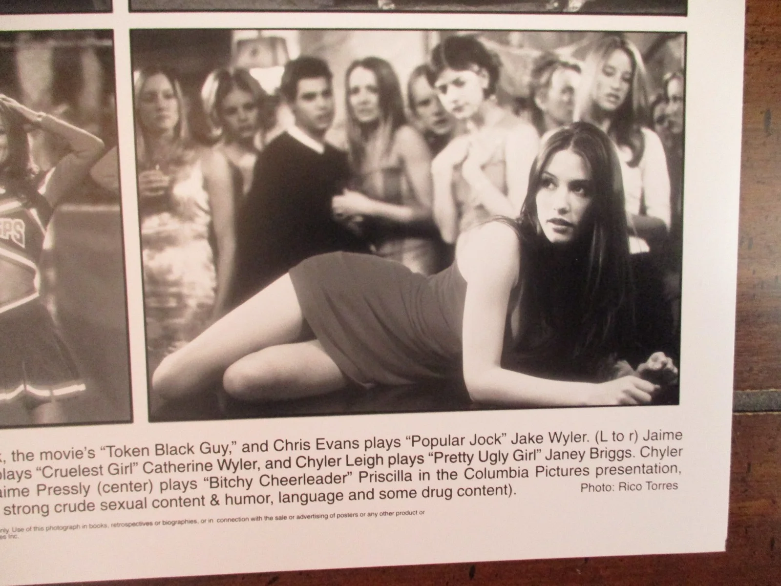 Jaime Pressly/Mia Kirshner/Chyler Leigh(NOT ANOTHER TEEN MOVIE)2001 B&W Photo, изображение 3