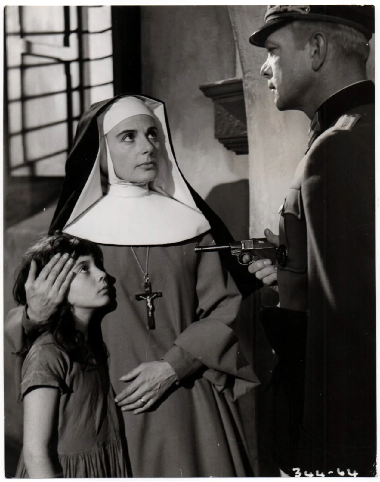 CONSPIRACY OF HEARTS 1960 Lilli Palmer NORMAN GRYSPEERDT 5 STILLS, изображение 2