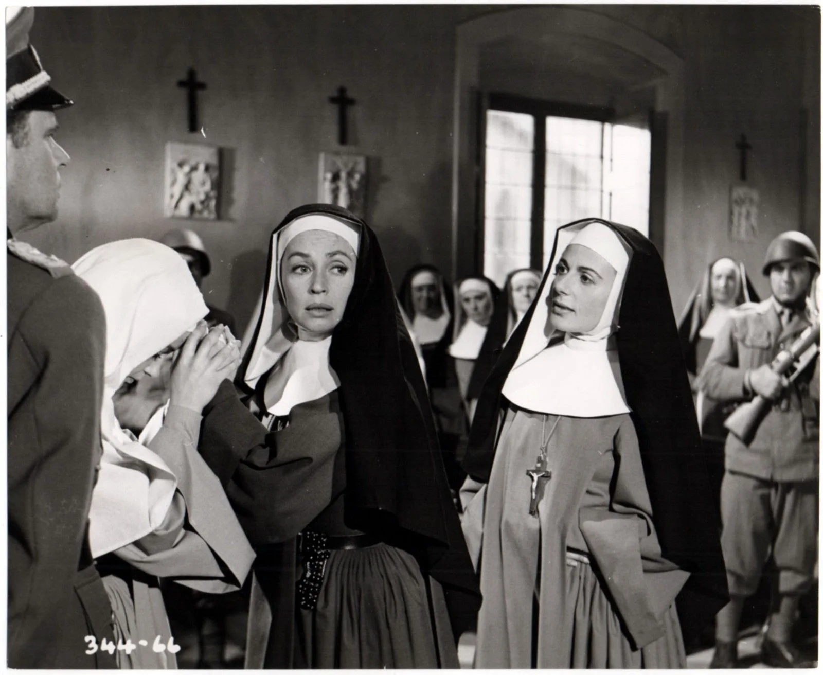 CONSPIRACY OF HEARTS 1960 Lilli Palmer NORMAN GRYSPEERDT 5 STILLS, изображение 5