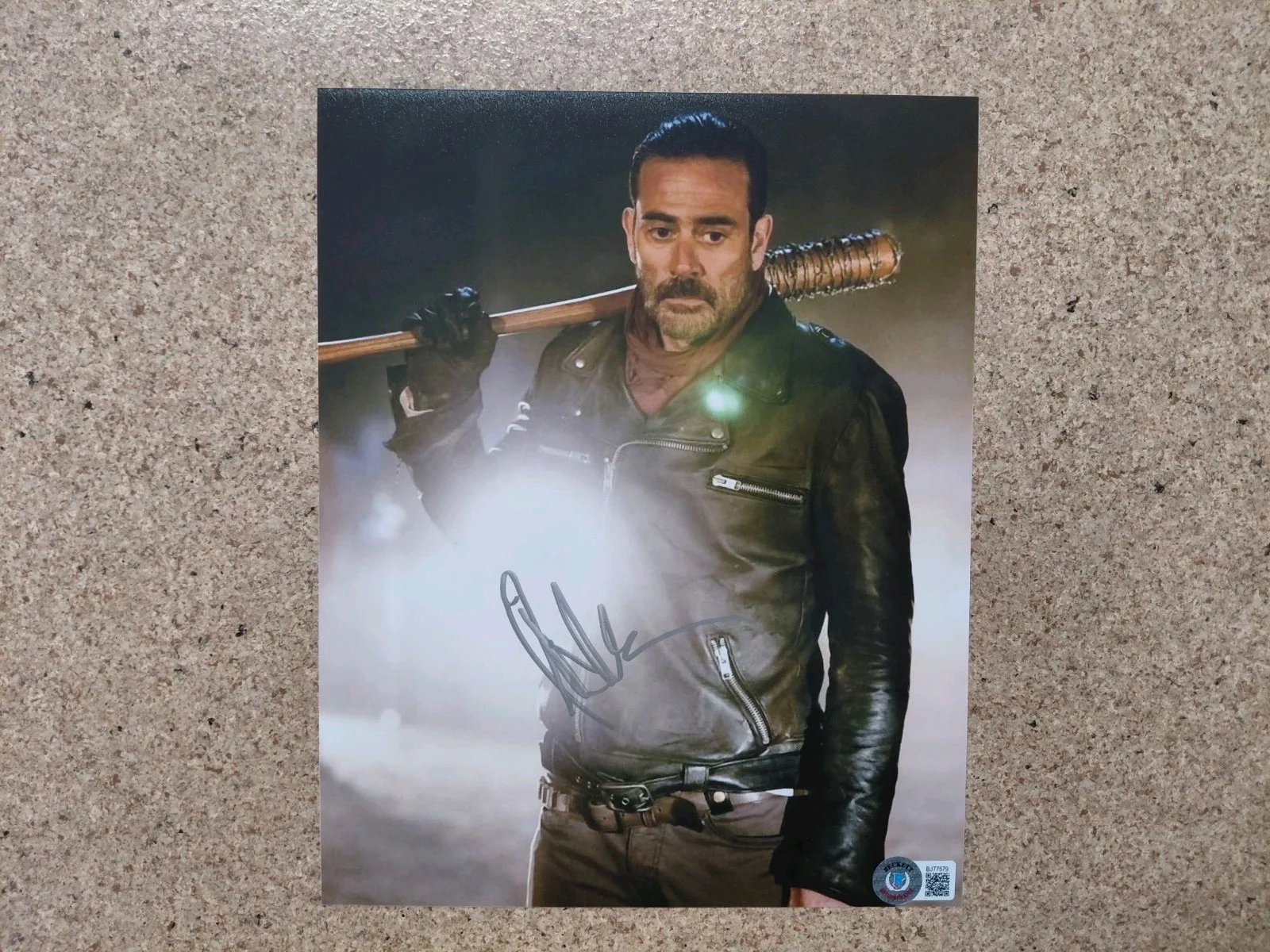 Jeffrey Dean Morgan — Jeffrey Dean Morgan Signed 8x10 Photo Negan Walking Dead Beckett BAS COA Auto, image 2