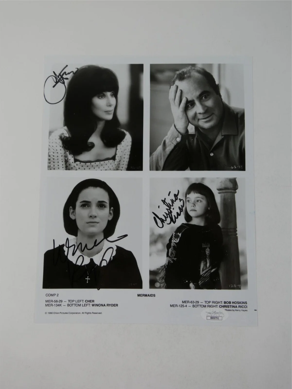 Cher — Winona Ryder Cher Christina Ricci Signed 8x10 Photo Autographed Mermaids JSA LOA, изображение 2