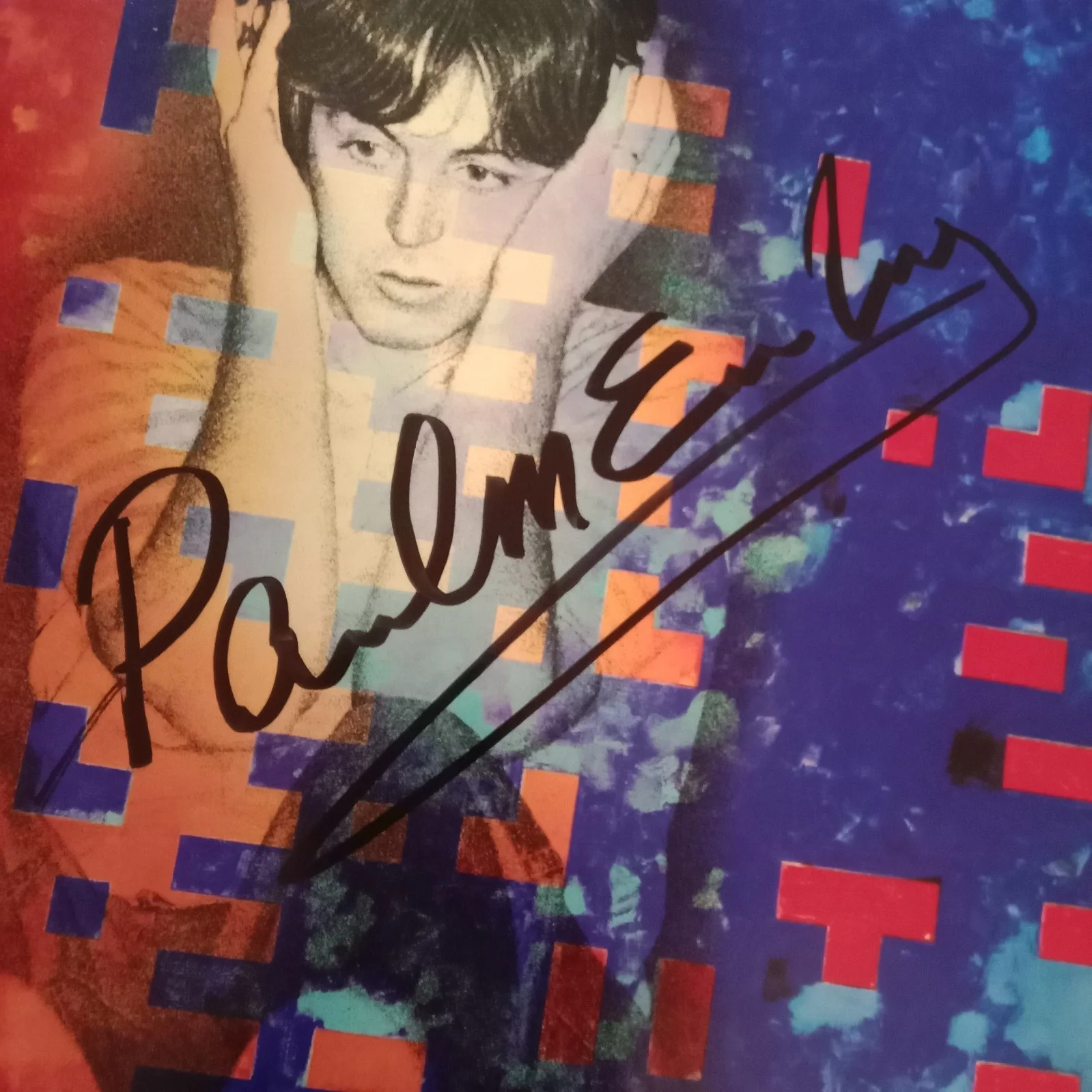 Paul McCartney Autographed Tug Of War 1st press 1982 Vinyl Record with COA, image 2