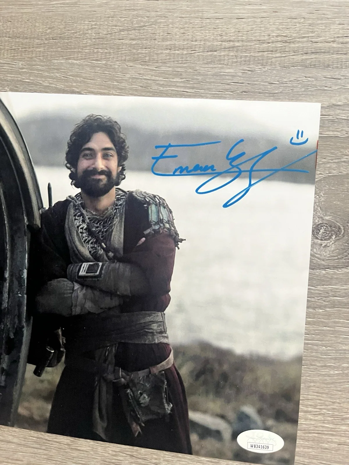 Eman Esfandi — Eman Esfandi Signed Ezra Bridger 8x10 Photo JSA COA AHSOKA Star Wars, image 3