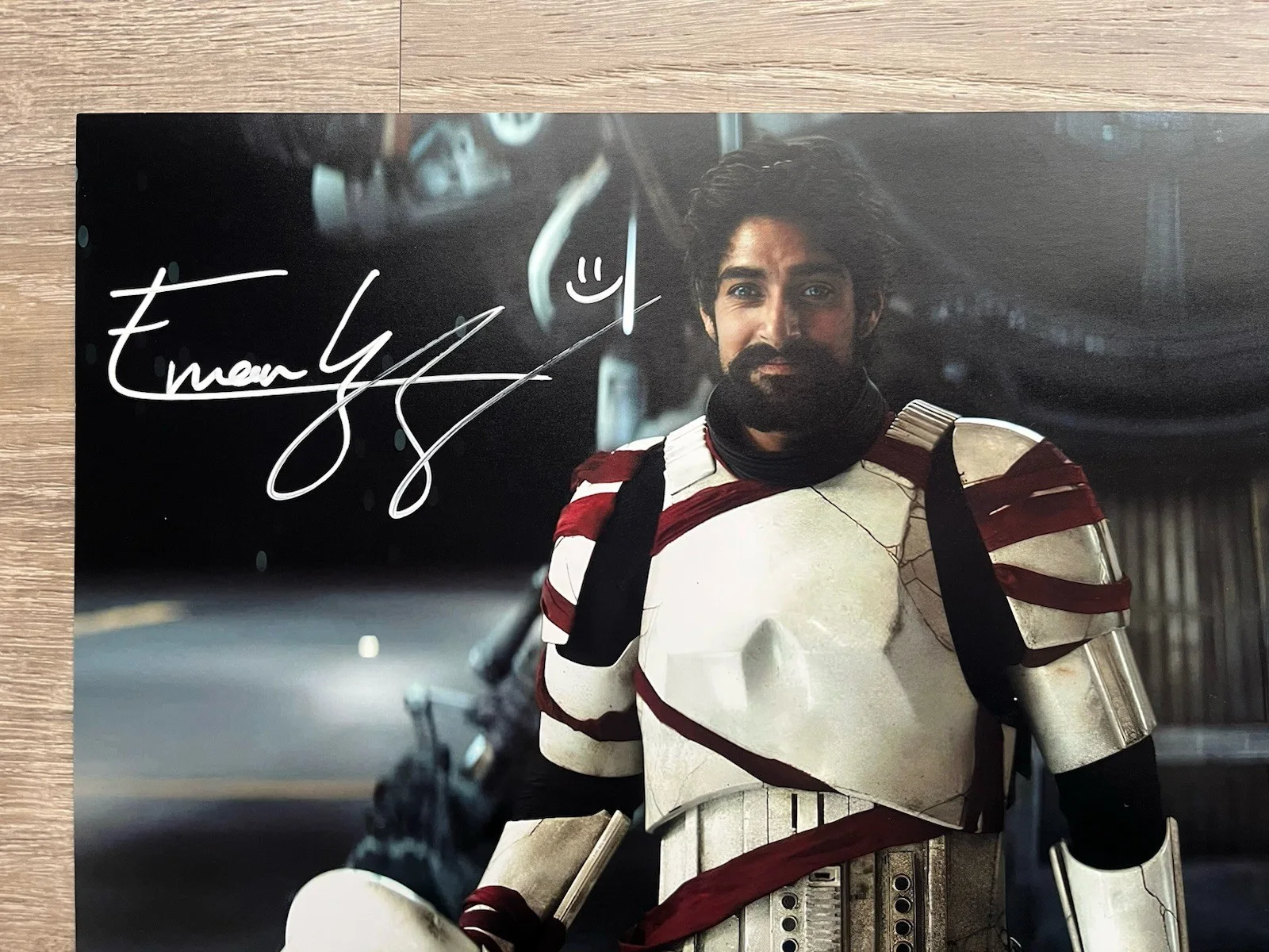 Eman Esfandi — Eman Esfandi Signed Ezra Bridger 11x14 Photo JSA COA AHSOKA Star Wars, изображение 3